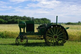 Deere Kerosene Tractor Model N Pictures Wallpaper