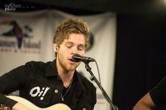 Luke Hemmings Wallpaper Imgkid The Image Kid