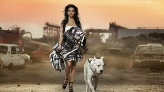 Inna Hot Dog Dump Girl Cars Wallpaper Background Full HD 1080p