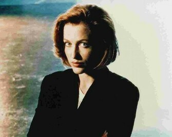 Gillian Anderson Wallpaper Celebrities