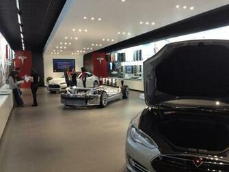 Modern Showroom Design Id Buzzerg
