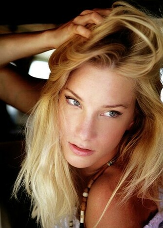 Heather Morris Jpg