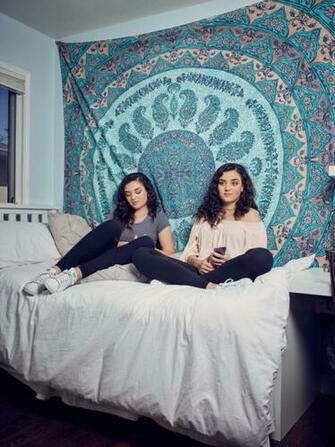 Like Flirt Ghost A Journey Into The Social Media Lives