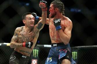 Ufc Breakdown How Max Holloway Dominated Brian Ortega Feet