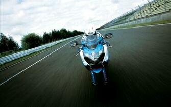 Suzuki Bike High Speed Wallpaper Stock