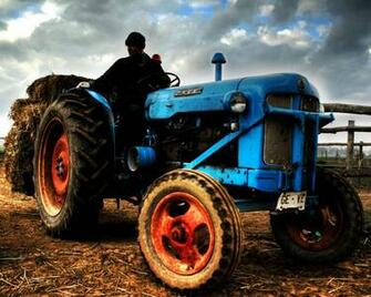 High Definition Wallpaper Photo Tractor Html