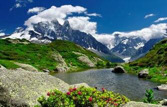 Mountain River HD Wallpaper