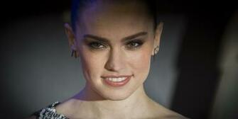 Daisy Ridley HD Wallpaper