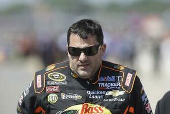 Nascar Race Racing Tony Stewart Driver Sunglasses Glasses Wallpaper