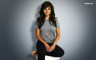 Tiffani Thiessen HD Wallpaper