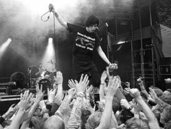 Alice Glass Wallpaper