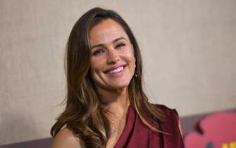 Jennifer Garner Moves Into Million Pacific Palisades Mansion