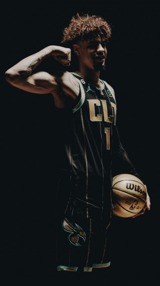 Ballislife On Lamelo Ball In The Clt Jersey