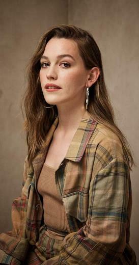 Best Victoria Pedretti Image In Celebrities