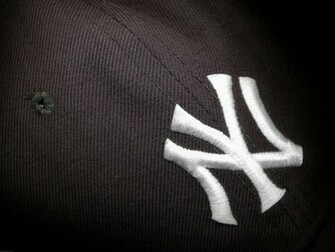 Mandolux Yankees Wallpaper They
