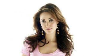 Hot Female Celebrities Wallpaper HD