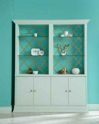 Devine Color Pond A Matching Wallpaper Is Used On The Back Of
