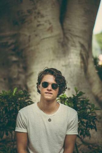 Amelia Ortonjones On The Vamps Brad Simpson