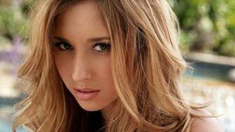 Shay Laren Wallpaper