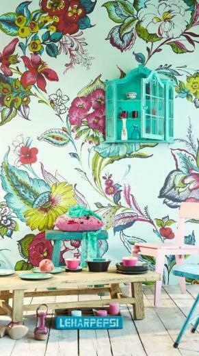 Large Scale Wallpaper Walls