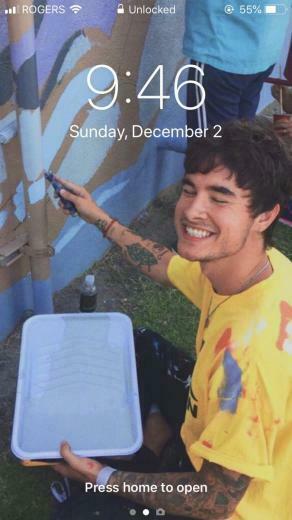 Emily On Hey Babe Kianlawley Like My Wallpaper