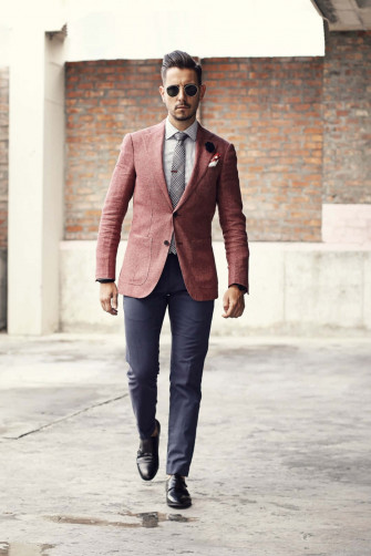 Classic Dapper Outfit Demonstrating Elegant Men S Fashion Wallpaper