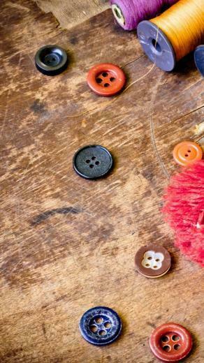 Cool Buttons iPhone 5s Wallpaper iPad