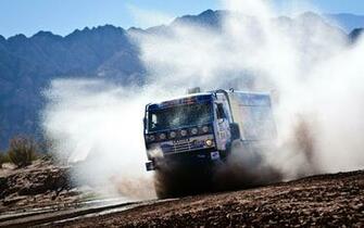 Mud Vehicle Redbull Desktop Wallpaper