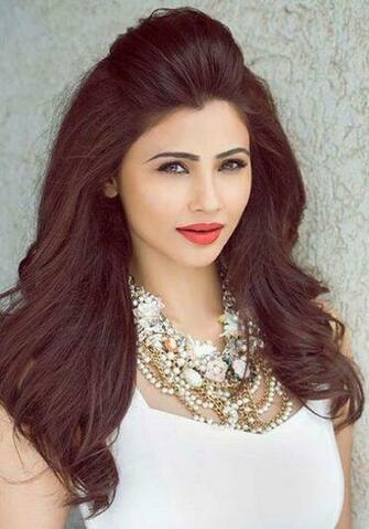 Boolywood Actress Daisy Shah HD Wallpaper Photos