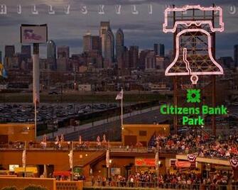 Citizens Bank Park Phillies And Philadelphia Skyline Wallpaper