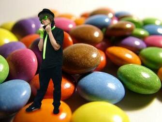 Smarties Wallpaper