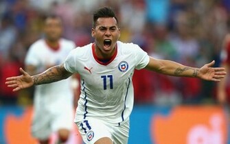 Vargas Wallpaper