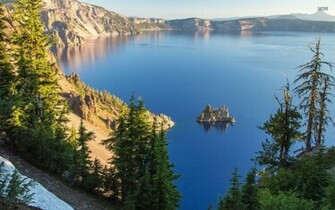 Crater Lake Oregon Usa Wallpaper Stock
