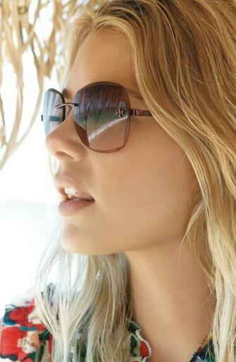 Tori Praver Photo Of Pics Wallpaper