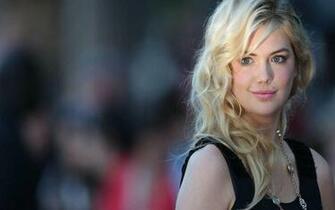 HD Wide Kate Upton Wallpaper