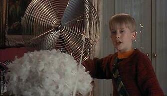 Macaulay Culkin Image Home Alone Wallpaper And Background