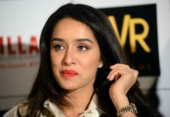 Actress New HD Wallpaper