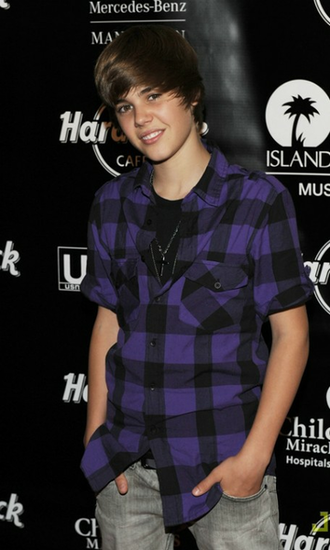Justin Bieber Live Wallpaper HD For Android