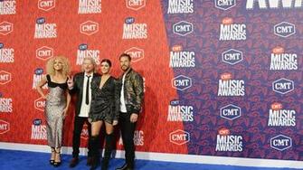 See The Red Carpet Arrivals For Cmt Music Awards