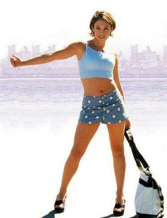 Hot Pictures Of Amy Jo Johnson The First Pink Ranger In Power