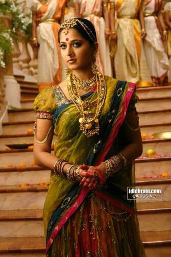 Arundhati Wallpaper Anushka Movie Stills Telugu
