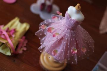 Wallpaper Pink Petals Spring Dress Handmade Silk Polkadots