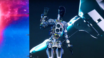 Don T Laugh Off The Tesla Bot Elon Musk S Optimus Is Real