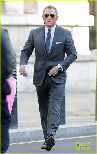 Daniel Craig Image Skyfall Set With Judi Dench
