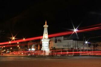 Indonesia Yogyakarta Solo Statues Sun Rays Wallpaper