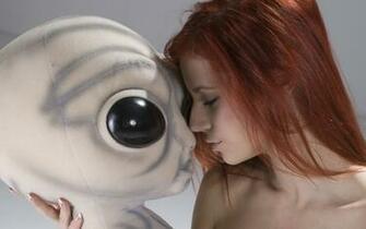 Ariel Piper Fawn Alien Girl Non Nude Playmate