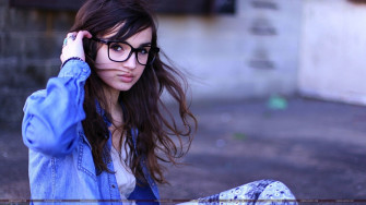 Cool Girls Wallpaper