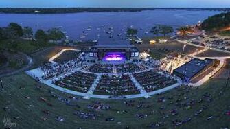 The Devon Lakeshore Amphitheater Enjoy Illinois