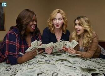 Good Girls Image Season Portrait Retta