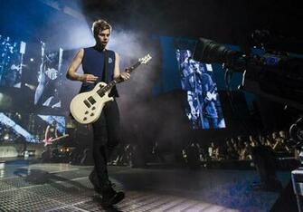 Rowyso Indianapolis Luke Hemmings Wallpaper